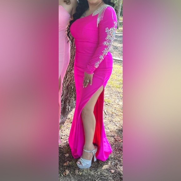 Faviana Pink One-Shoulder Bishop Sleeve Bodycon Dress size 8 (I) - Picture 10 of 10